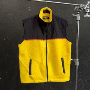 Vintage Tundra Fleece Vest